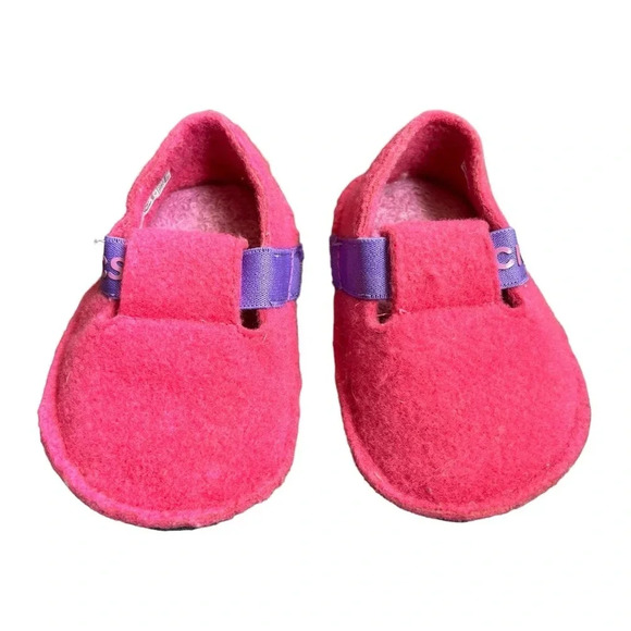 Crocs Kids Classic Slipper Comfortable Slip On Fuzzy Slippers  Candy Pink c5 - Picture 4 of 13